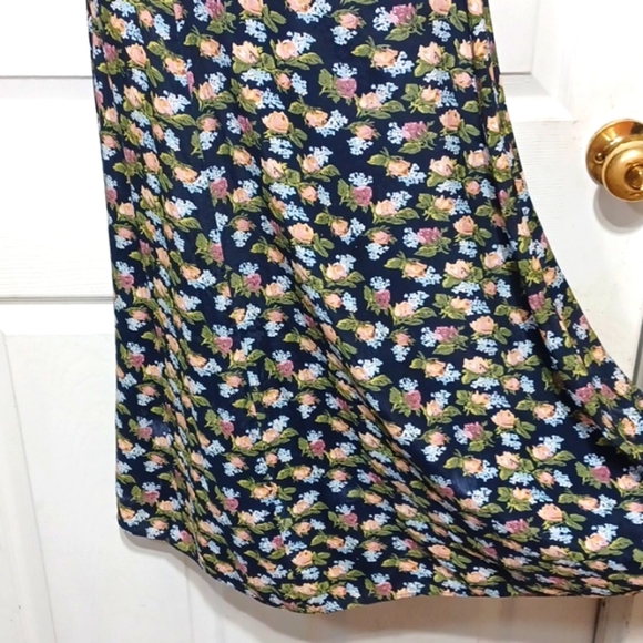 Vintage Corsett Back Tie Up Cottage Core maxi by Melanie Drucker - Picture 5 of 10
